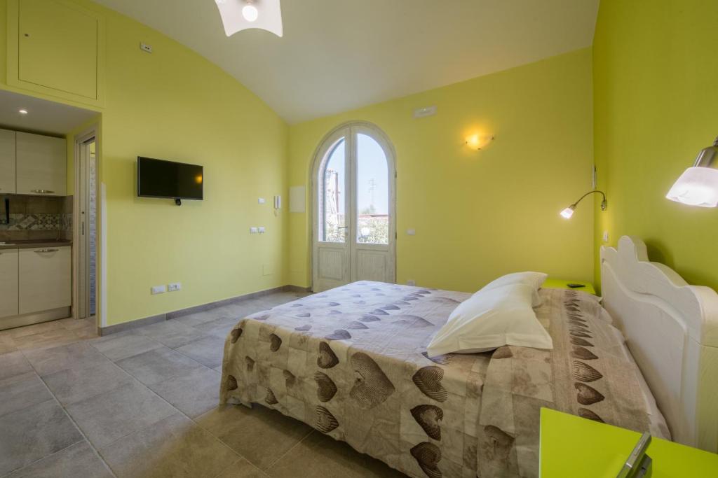 Mami Luroviga Rosa Apartment private garden Relax Sorrento amalfi coast 5