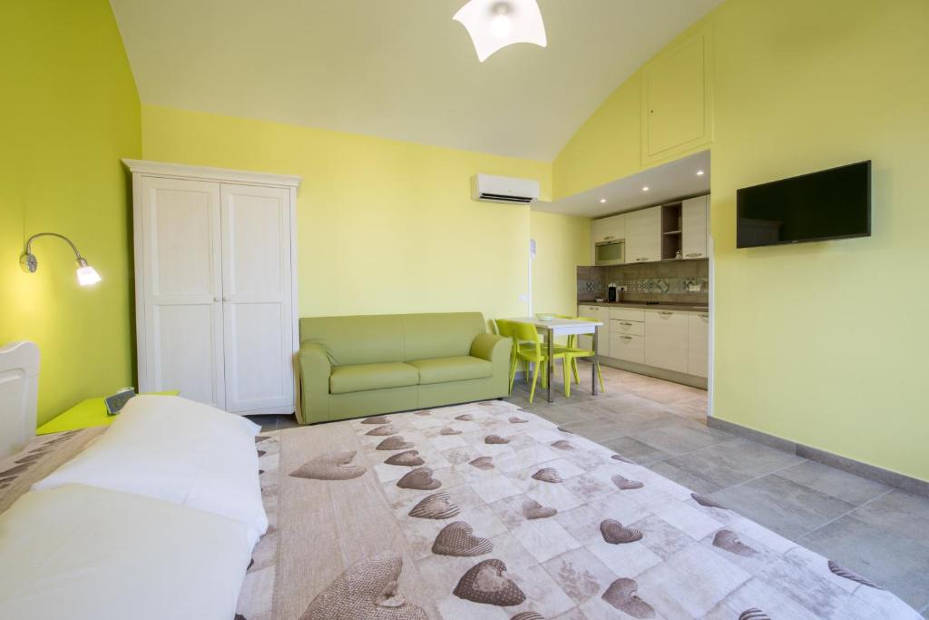 Mami Luroviga Rosa Apartment private garden Relax Sorrento amalfi coast 6
